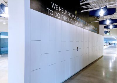 Peaksware-Smart-Lockers-0030-kledits